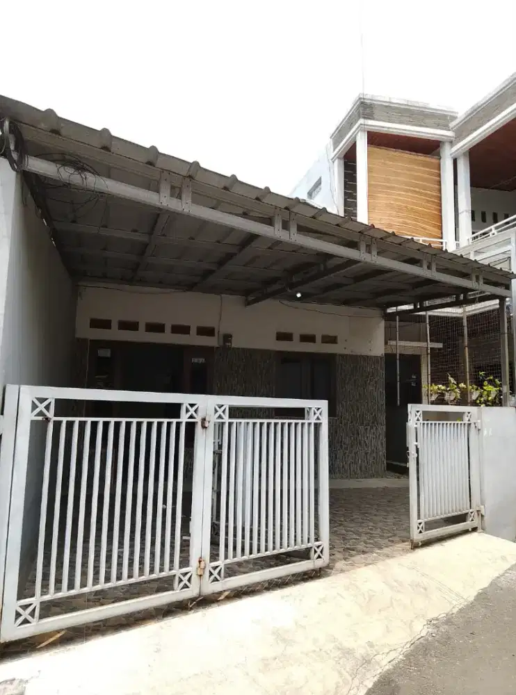 Di Sewakan Rumah Dekat Taman Cempaka Cilangkap Cipayung Jakarta Timur