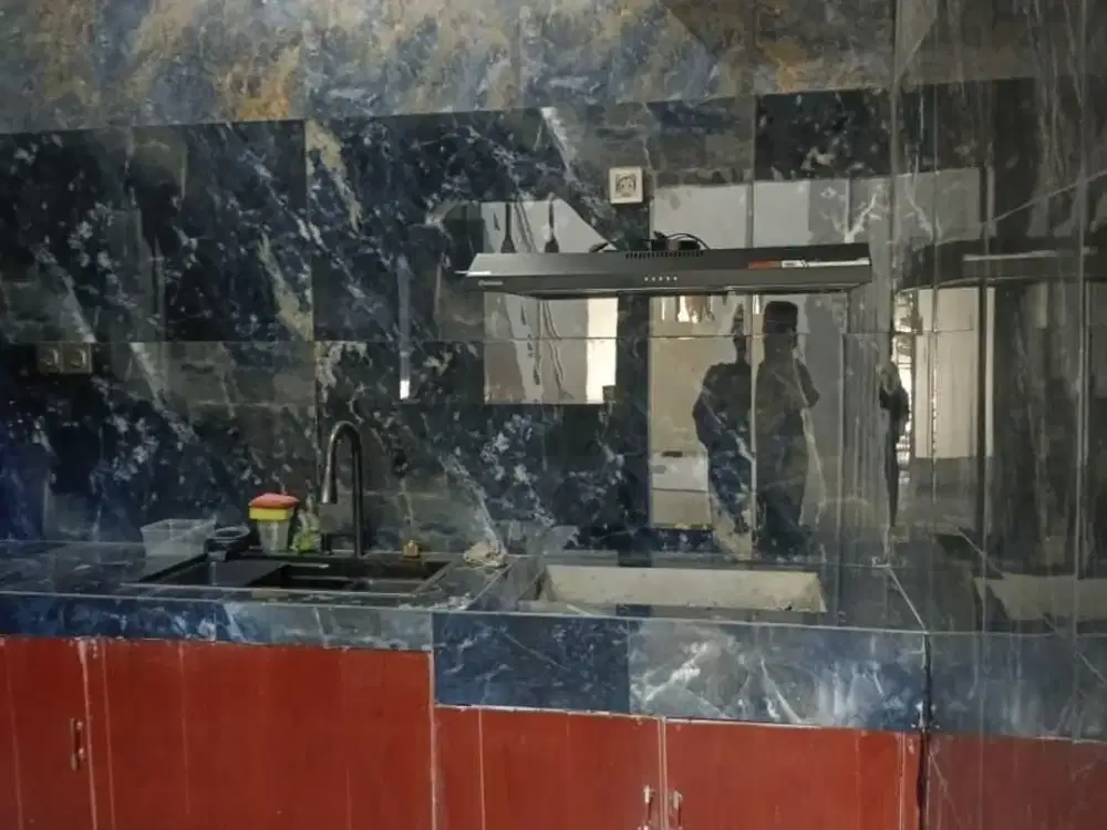 Dijual Rumah Semanggi Wonorejo 2 Lantai SHM Semi Furnished 750jt
