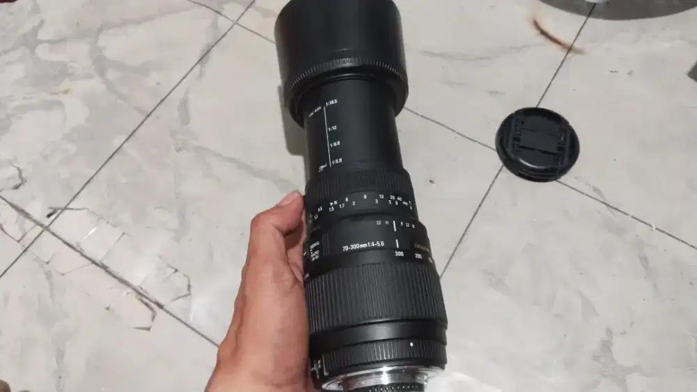 Lensa tele sigma 70-300 for Nikon murah