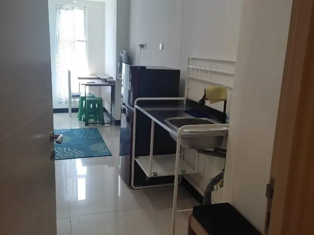 Disewakan Apartemen Amor Pakuwon City Studio Lantai 7 Furnished 28jt/tahun