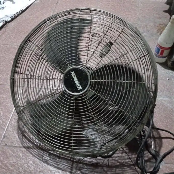 Kipas Angin Dinding Besi Heavy Duty Krisbow 20 Inch