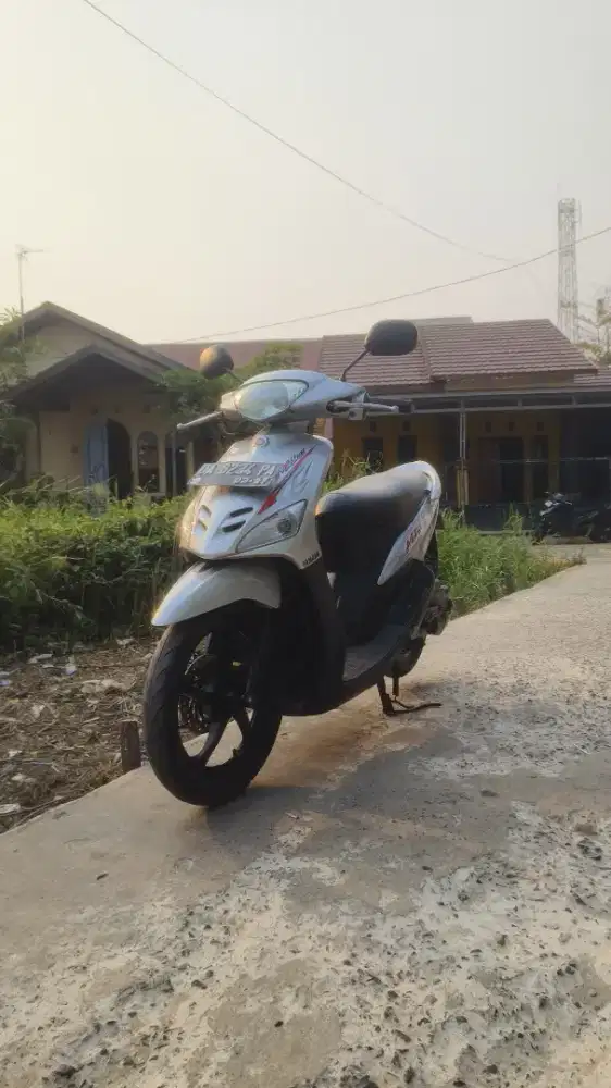 Mio sporty 5Tl asli warna perak tahun 2007
