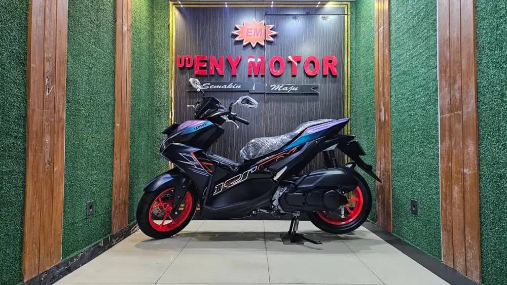 ENY MOTOR - LEGIT! YAMAHA AEROX CYBERCITY STD 2025 - KM 4RB