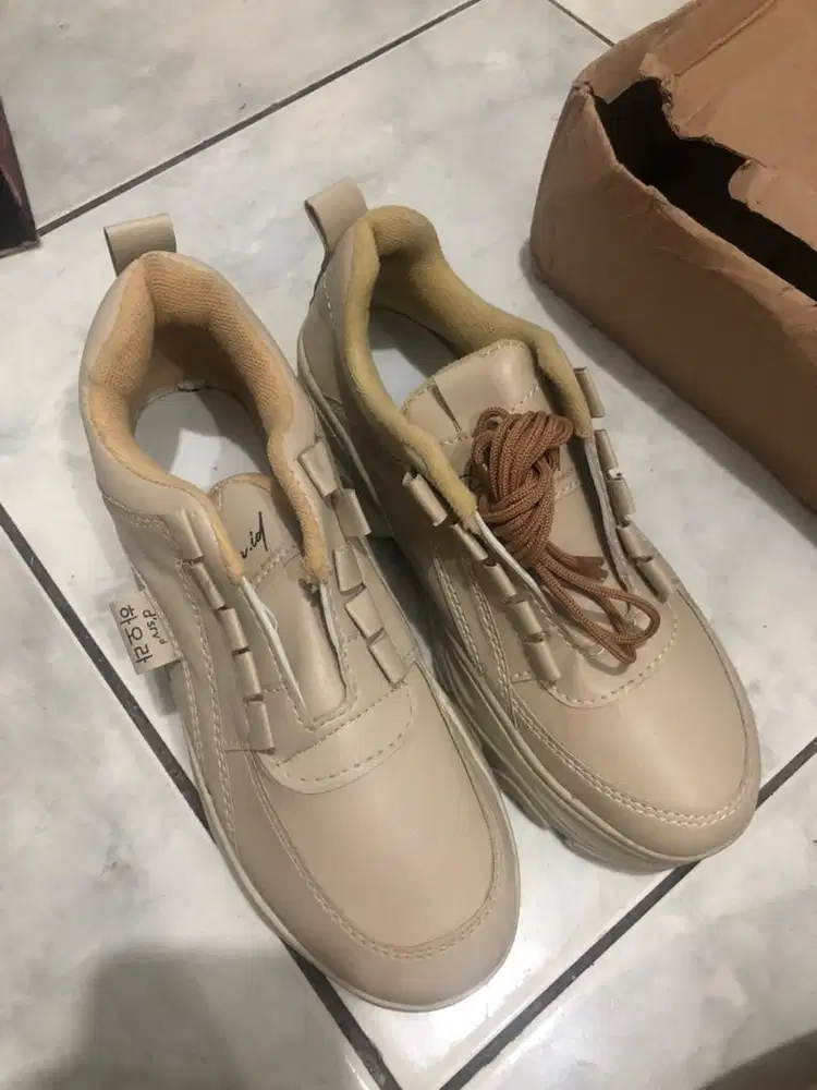 Dijual sepatu boots