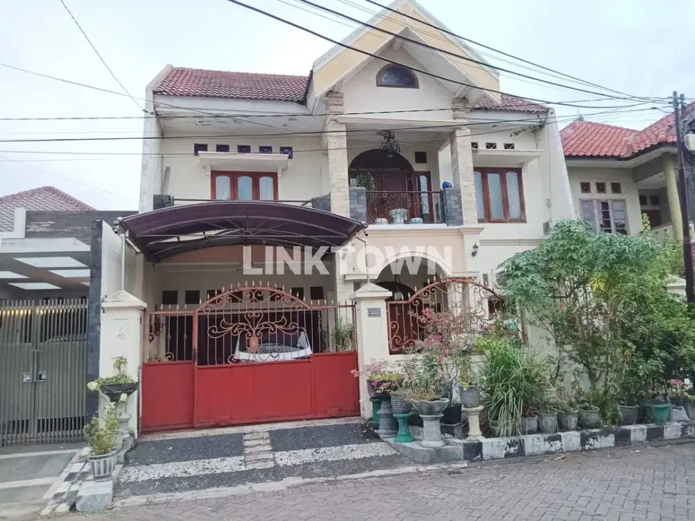 Miliki Hunian 2 Lantai Strategis di Ketintang Surabaya