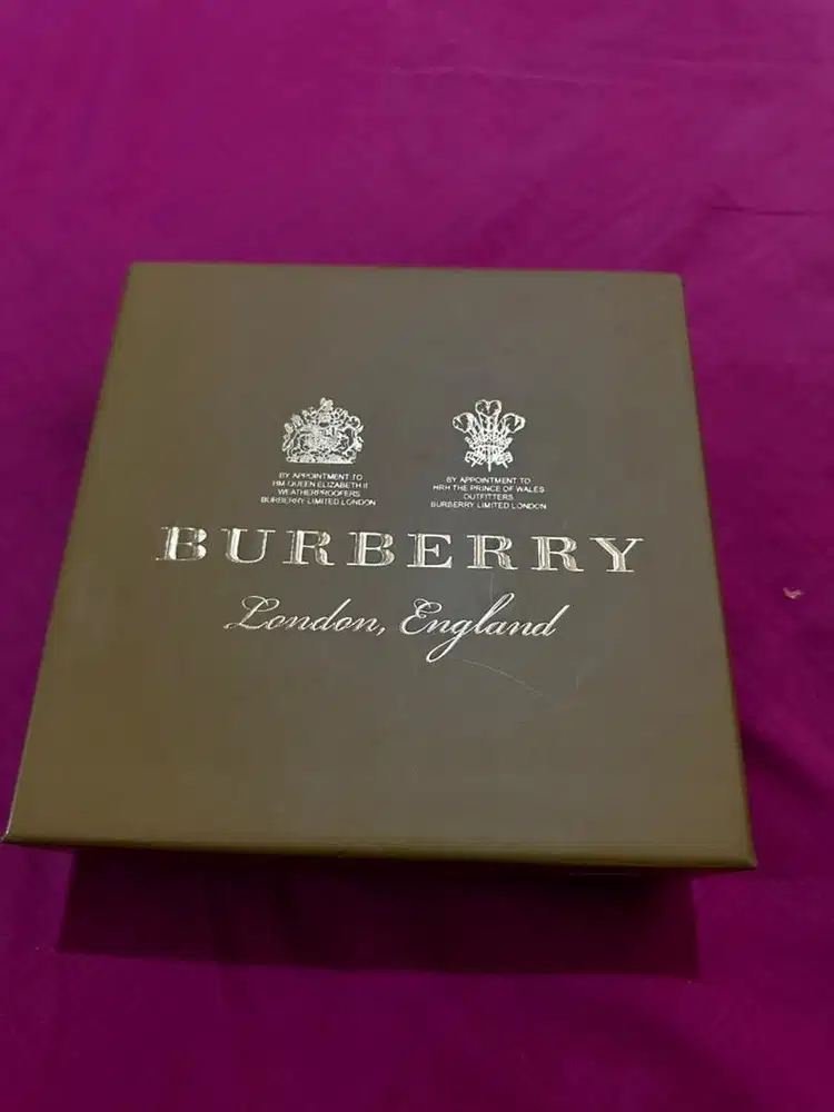 Ikat pinggang Burberry Original Gress