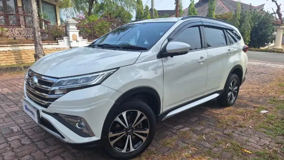 Daihatsu Terios 1.5 R Bensin-AT 2018 DKACE