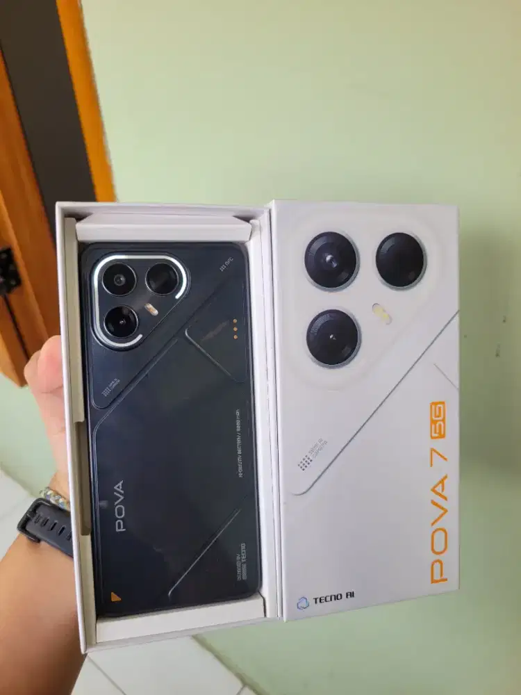 Tecno pova 7 5G 8/128 garansi resmi panjang