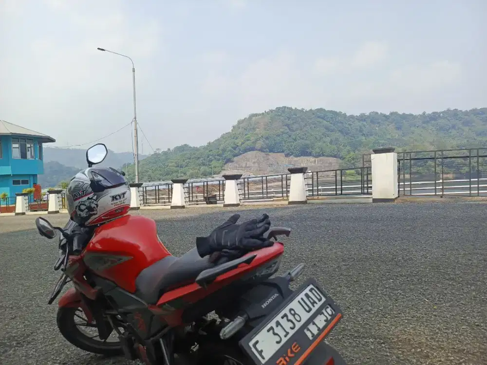 Jual motor cb150r tahun 2015