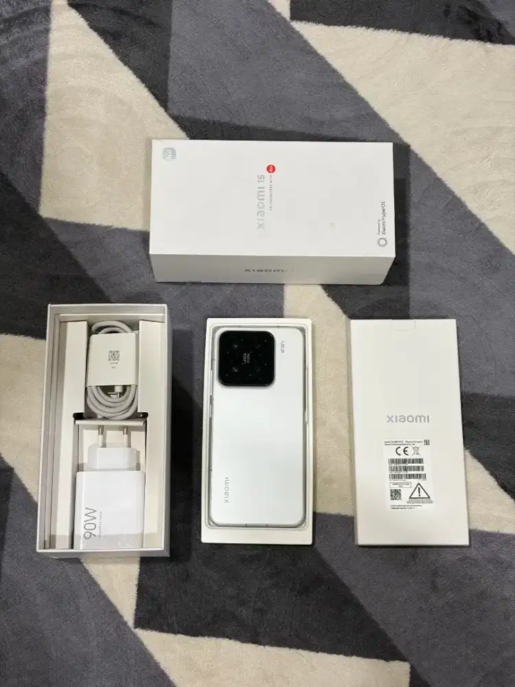 Xiaomi 15 12/256gb Garansi Resmi Juli 2027