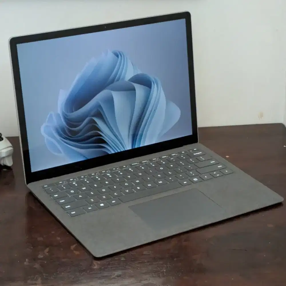 Surface Laptop 4 16gb AMD Mulus no minus Microsoft