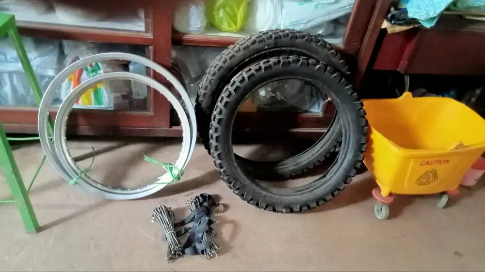Jual velg depan belakang ban tahu depan belakang ad jari jari lengkap