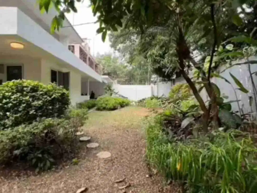 Dijual Rumah Lama lokasi Strategis di Brawijaya Raya Jaksel