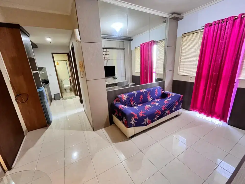 Disewakan 2 bedroom furnished apartemen maple park