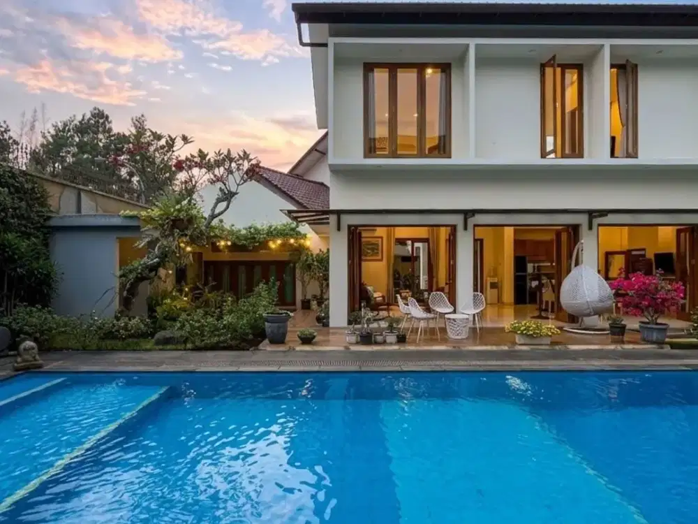 Dijual Rumah Mewah Tanah Luas Dengan Private Pool Semi Furnished Siap Huni GB-17898