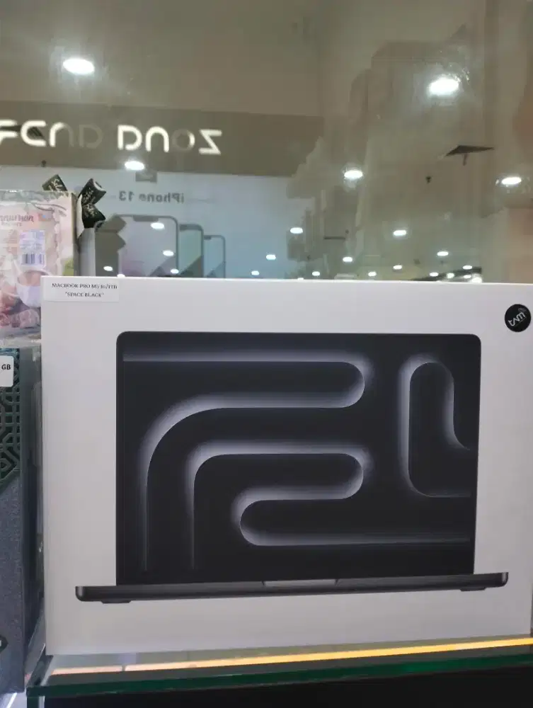 Macbook PRO M5 13,6 Garansi Resmi 1 tahun