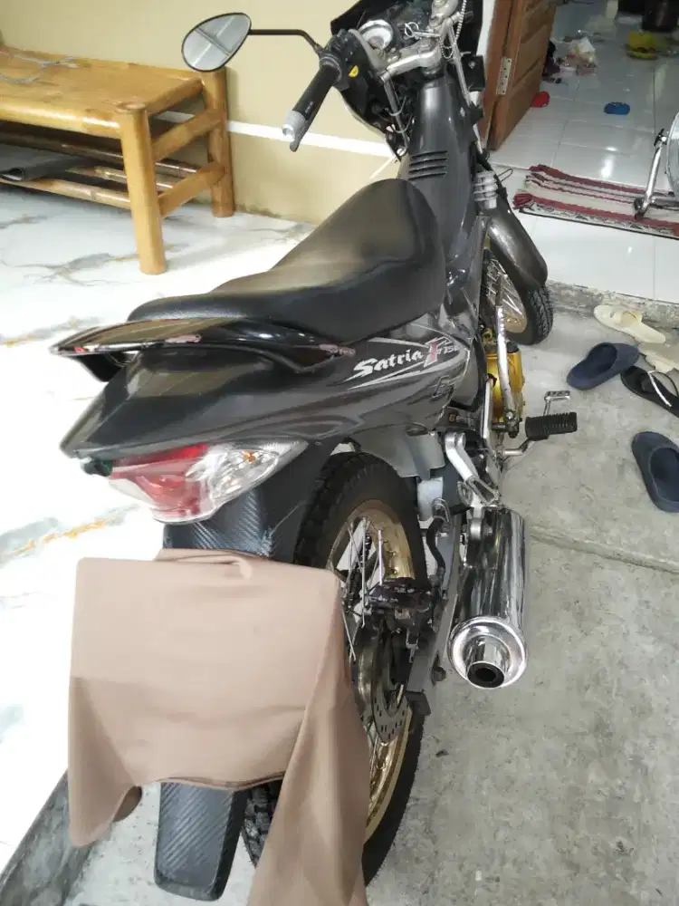 Dijual satria 2010, harga bisa nego