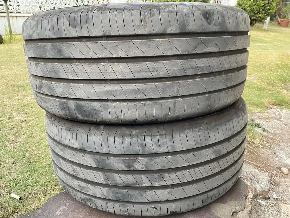 Ban 245 45 R18 goodyear assurance