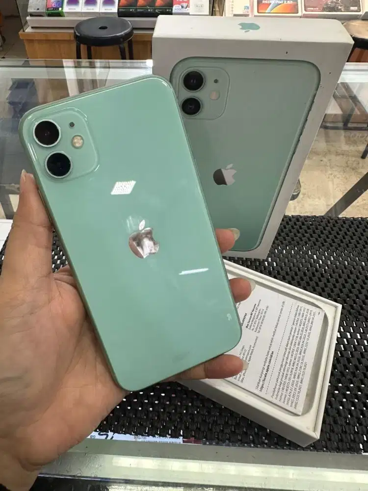 Iphone 11 128GB Green Ex Garansi Resmi iBox Mulusss