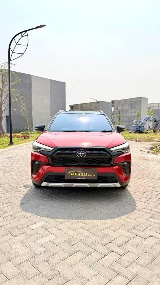 Toyota Corolla Cross GR Hybrid facelift A/T 2023