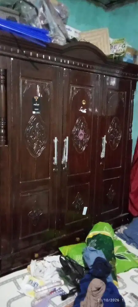 Jual lemari kayu jati