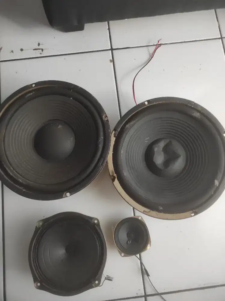 Speaker bekas masih normal