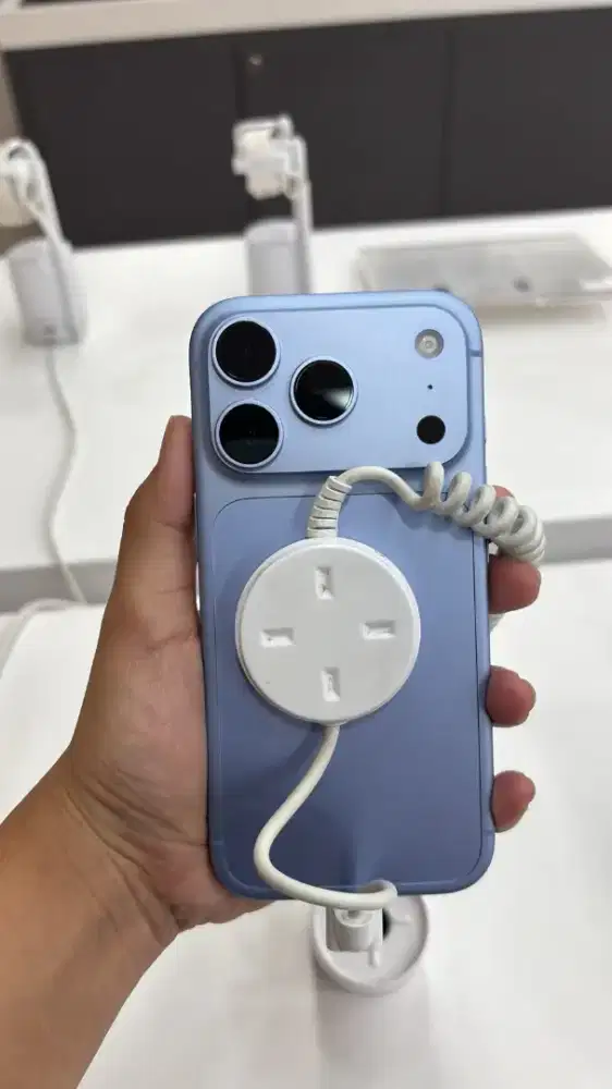 IPHONE 18PRO 256