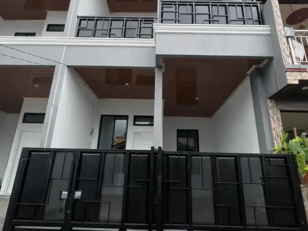 Disewakan Rumah Baru 2 Lantai Termurah di Harapan Indah Bekasi