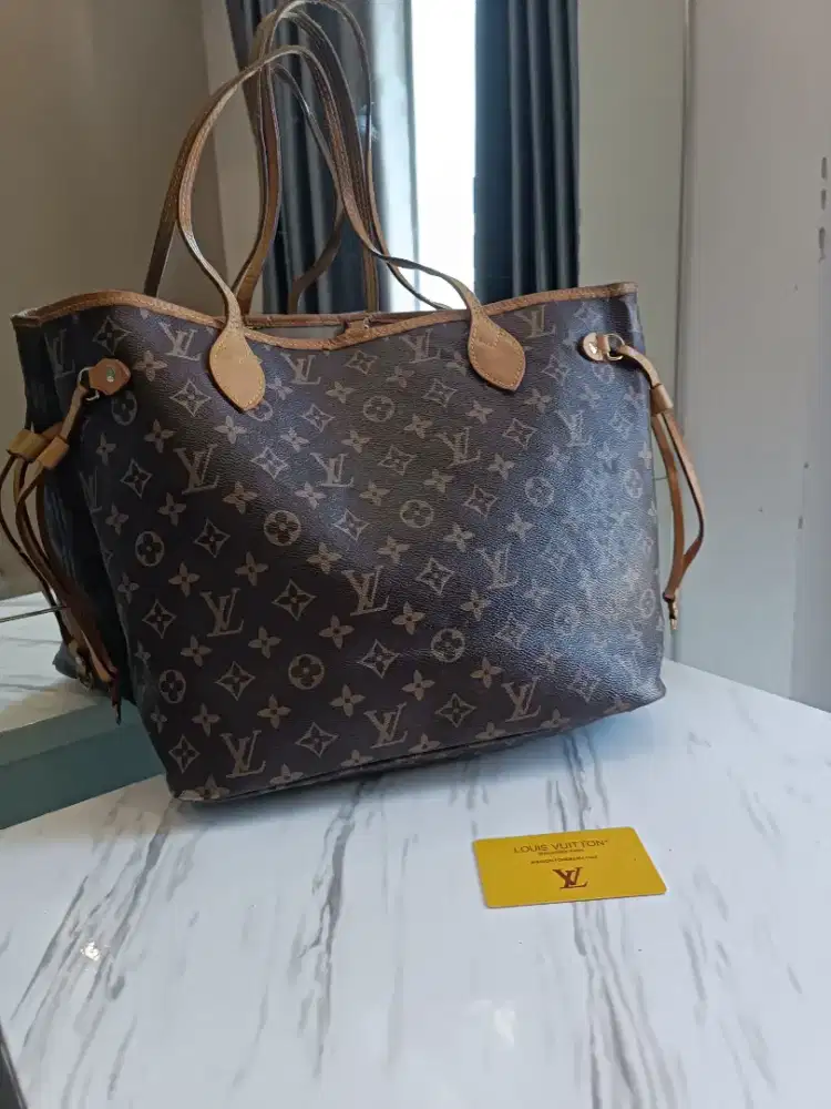 Tas Fashion Branded Daily