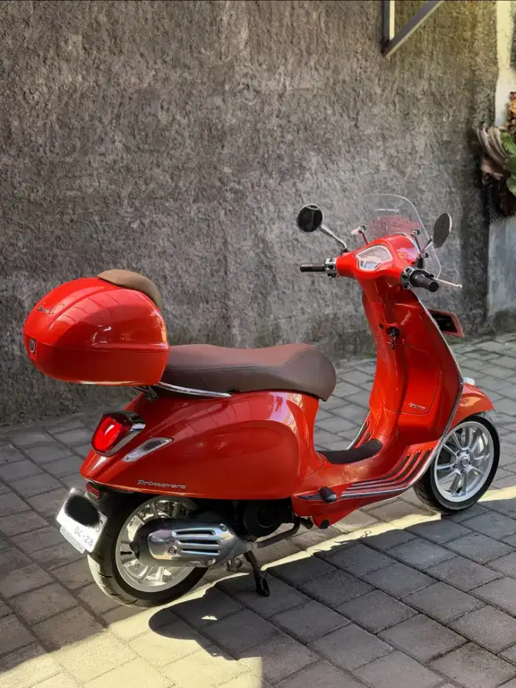 Vespa Primavera 150 ABS 2023 | Orange Original | Tangan Pertama