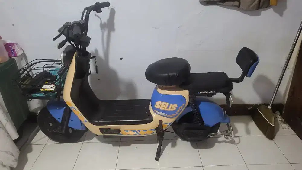 JUAL SEPEDA LISTRIK  SELIS ANYER