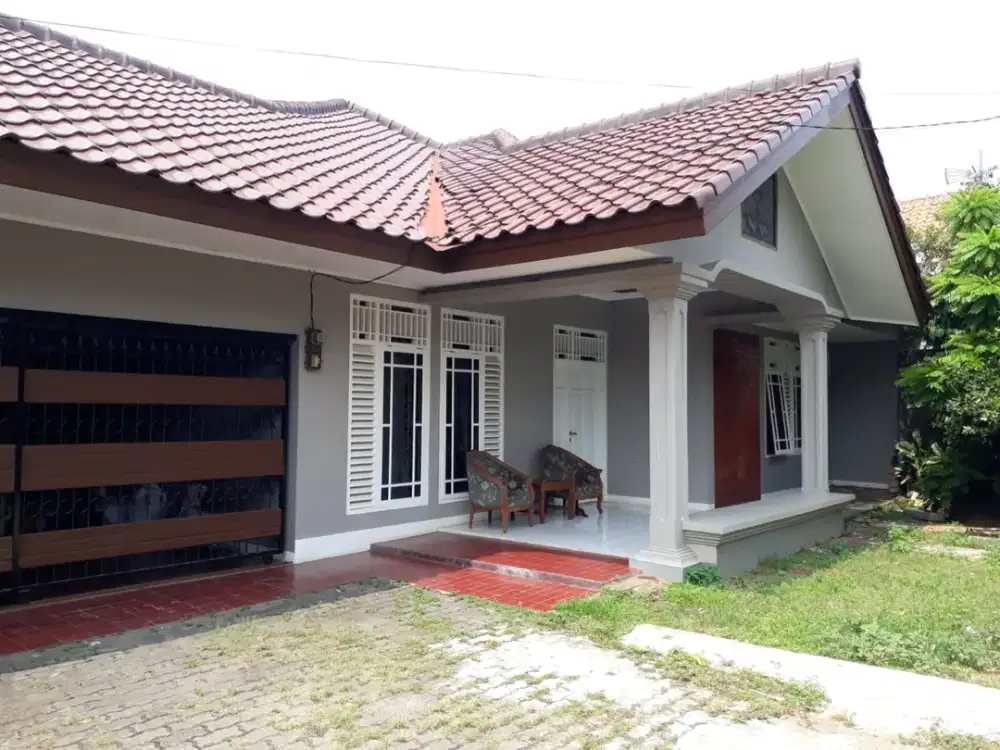 Rumah Super Strategis, Kebun Jeruk Manis, 417m2 Luas Abis, Jakarta Barat