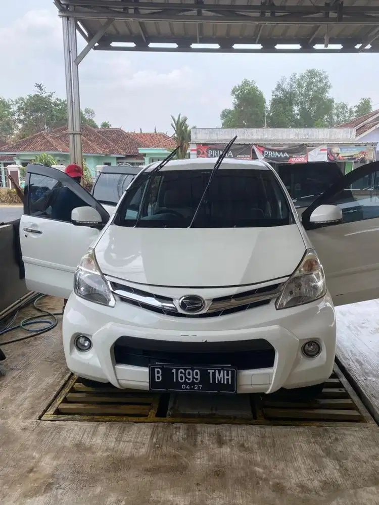 Jual mobil bekas