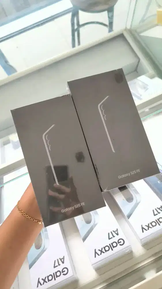 Samsung Galaxy S25 fe ram 8/256 Baru segel