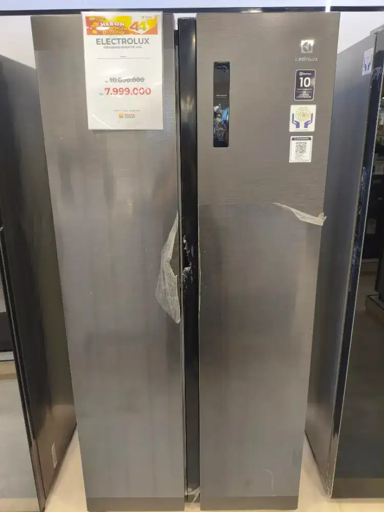 Cash & Kredit Kulkas ELECTROLUX ESE4500AB INVERTER 445L