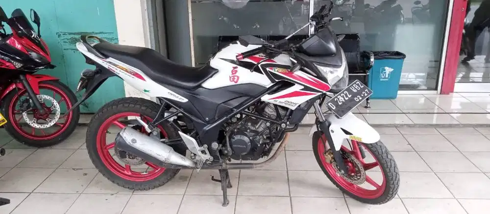 cb150r istimewa