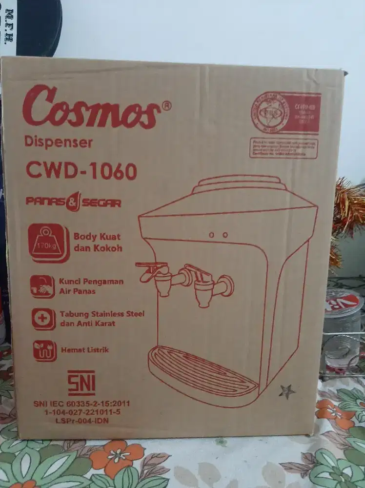 Dispenser panas dingin COSMOS