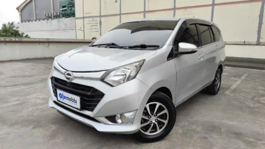 [JUAL CEPAT] Daihatsu Sigra 1.2 R Bensin-AT 2017 NIG