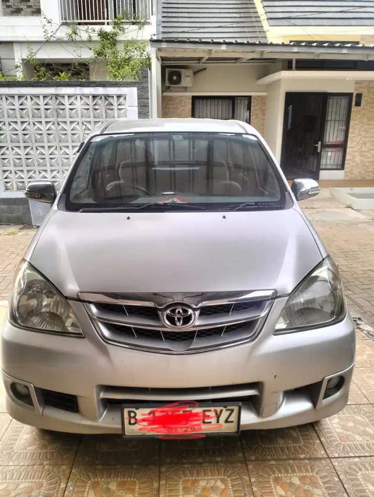 Toyota Avanza 2010 Silver