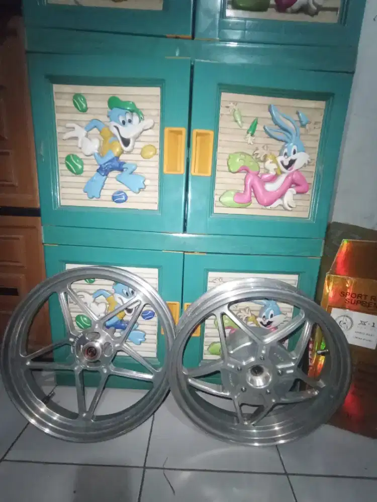 Vleg motor  beat dan vario