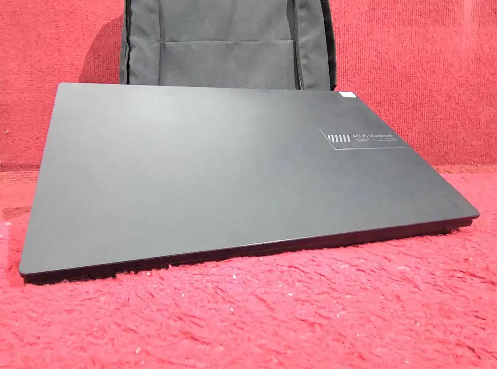 Laptop ASUS VIVOBOOK E1404FA Ryzen 5-7520U RAM 16GB SSD 512GB MALANG