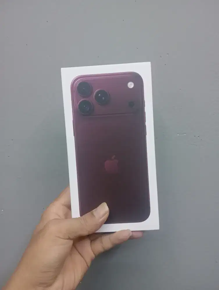 iPhone 18 promax 512GB Burgundy ex iBox NEW