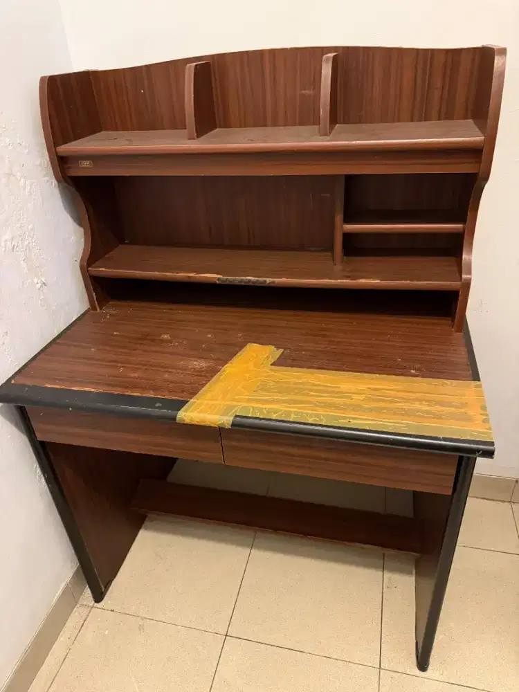 Meja kayu ukuran 100cm