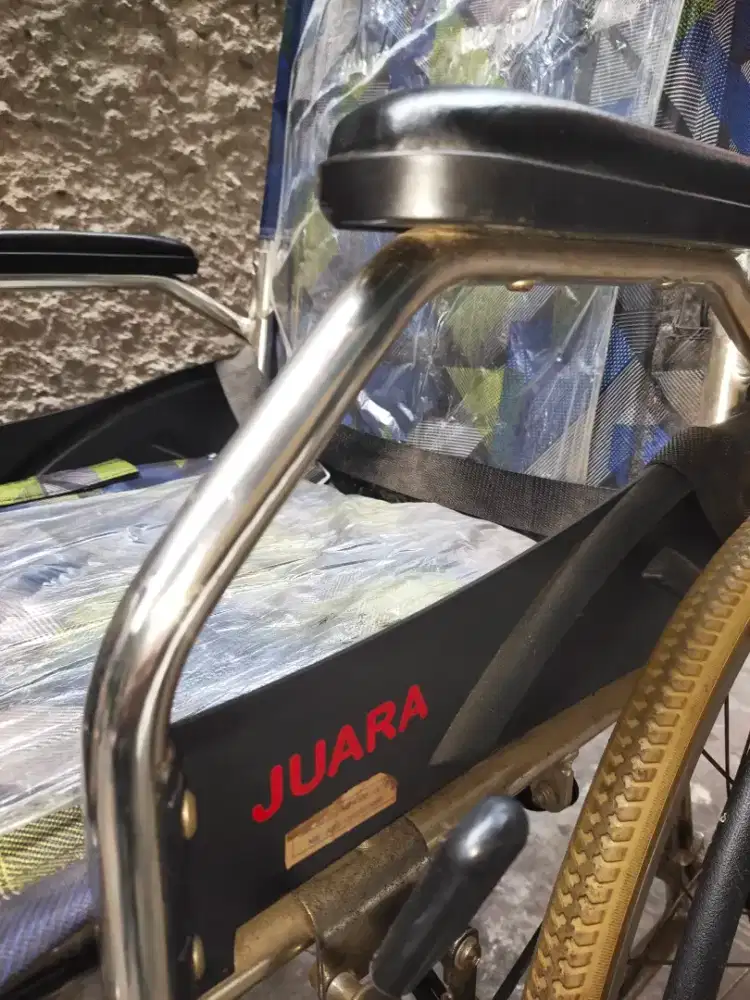 Kursi roda merk JUARA