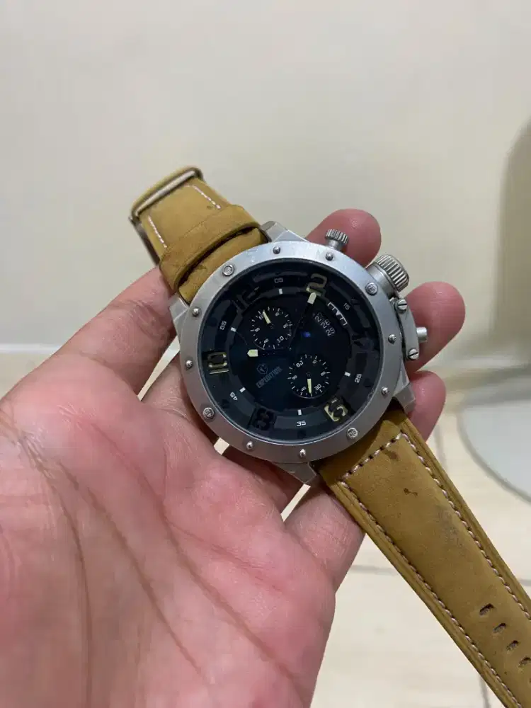 Jam Tangan Pria Expedition 6381M Silver