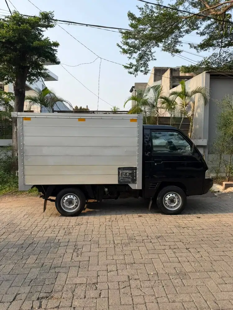 Suzuki Futura Box 2013