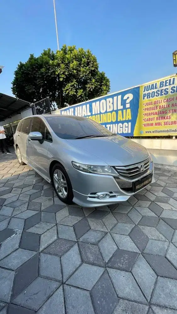 Honda Odyssey Tahun 2012