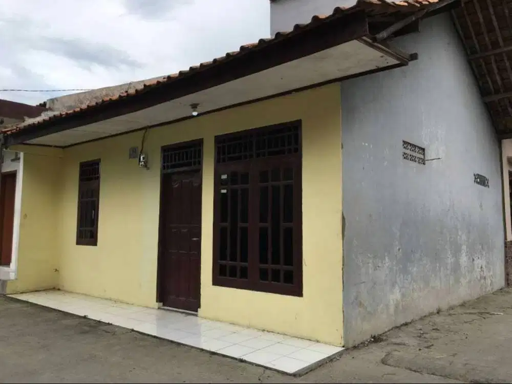 Rumah di jual - Lokasi Strategis di tengah kota Bekasi (Open Nego)