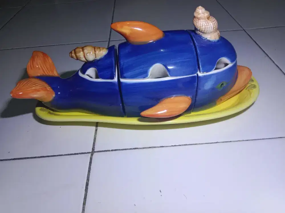 tempat makanan kecil