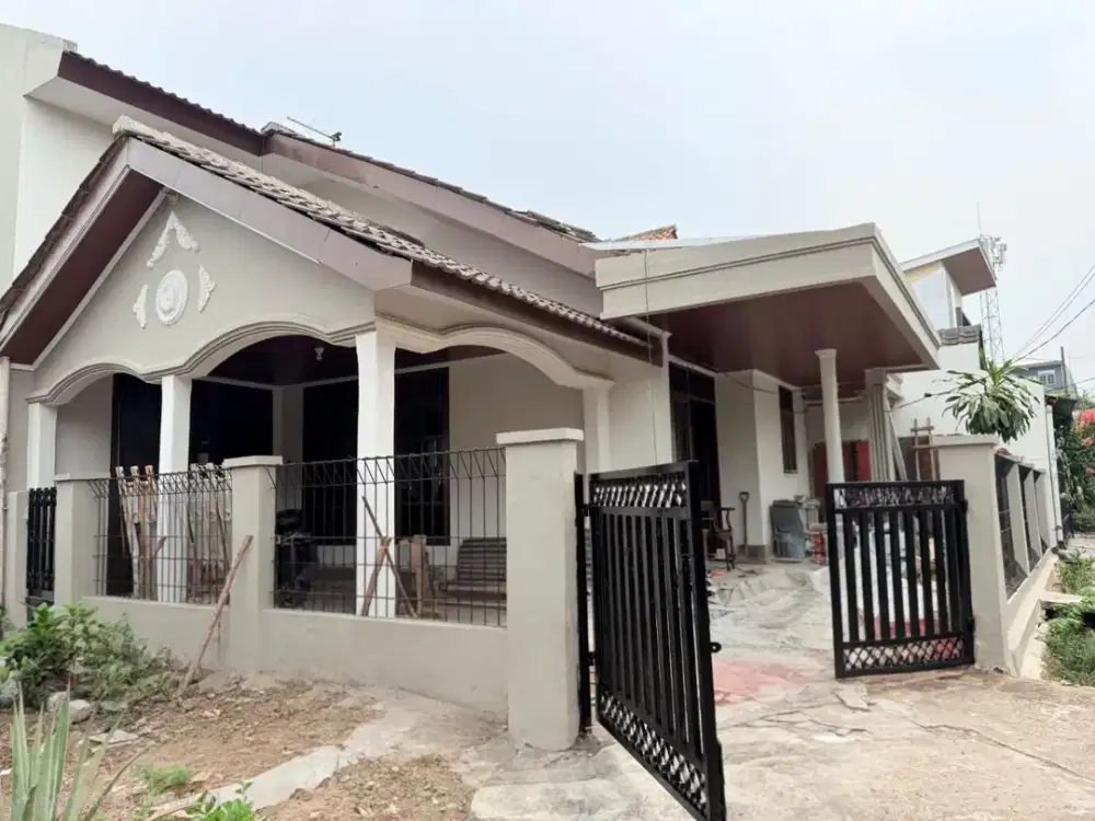 Rumah Hook Bebas Banjir di Pondok Kopi Jakarta Timur